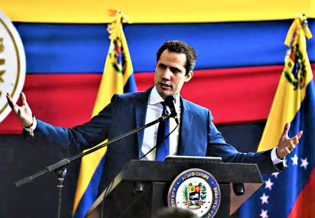 La oposición disuelve el gobierno interino de Guaidó y el chavismo lo celebra