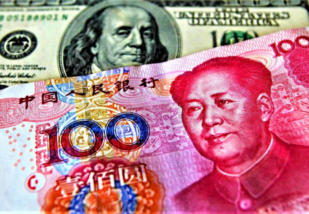 Primer acuerdo petrolero chino en yuanes