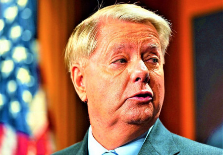 Senador L. Graham: "Los rusos están muriendo. Es el dinero mejor gastado de nuestra historia".