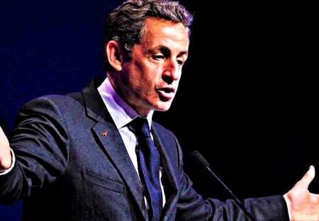 Nicolas Sarkozy: La devolución de Crimea a Ucrania es una ilusión