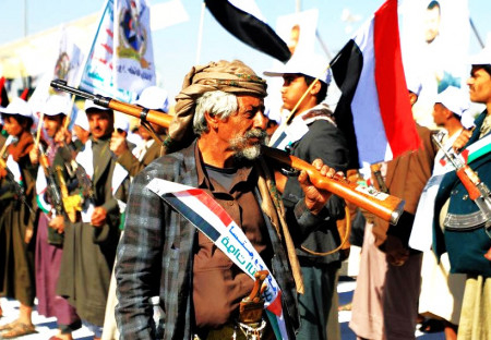 RUSIA ENVIARIA MISILES ANTIBUQUE A LOS HUTIES. LA VENGANZA RUSA POR LOS ATAQUES EN EL MAR NEGRO.