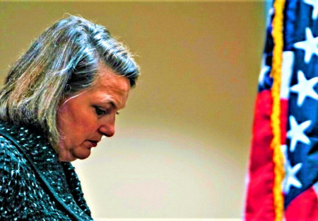 NULAND: UN OBSTACULO PARA LA PAZ EN UCRANIA