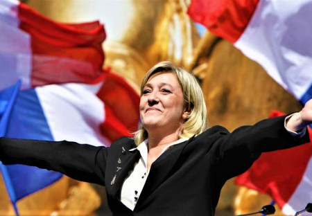 Le Pen elogia a Putin por recuperar la importancia del papel de Rusia en el mundo