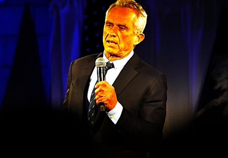 La secta de fanáticos de las vacunas explotó después de que Kennedy redujera las vacunas infantiles obligatorias y restringiera las vacunas contra la COVID-19