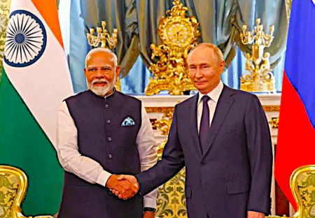 Rusia e India comienzan maniobras militares conjuntas en Rajastán