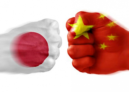 Un destructor japonés entra en aguas territoriales chinas