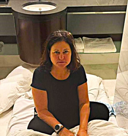 La embajadora de la UE en Kiev pasó la noche en el baño.